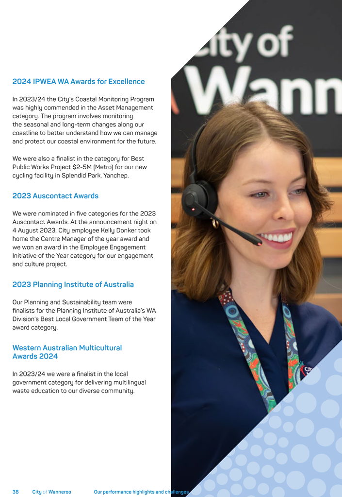 A person wearing a headset

Description automatically generated