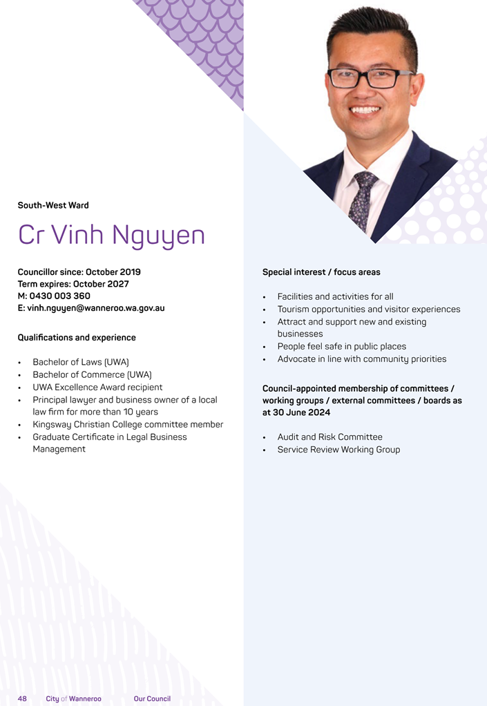 A person in a suit and glasses

Description automatically generated
